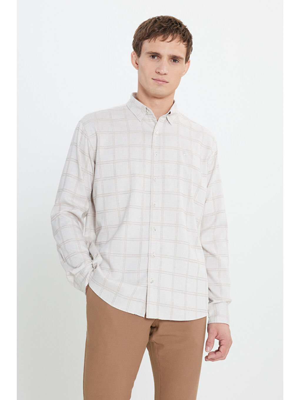 Kahverengi Erkek BEJ ACIK KAHVE Oxford Regular Fit Rahat Kesim Gizli Düğmeli Yaka Kareli Gömlek-2