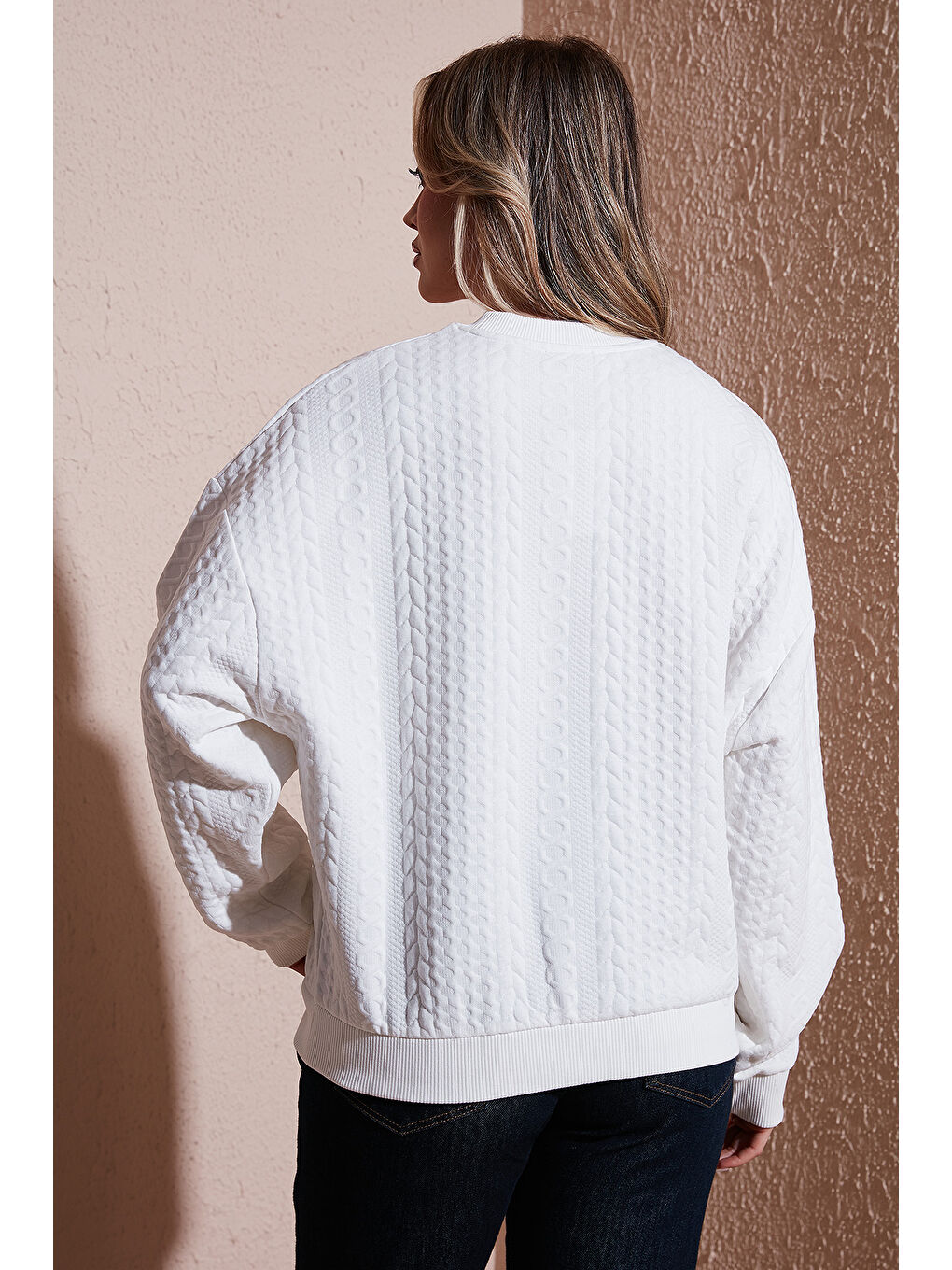 Ekru Oversize Fit Bisiklet Yaka Sweat 25K0141K1-4