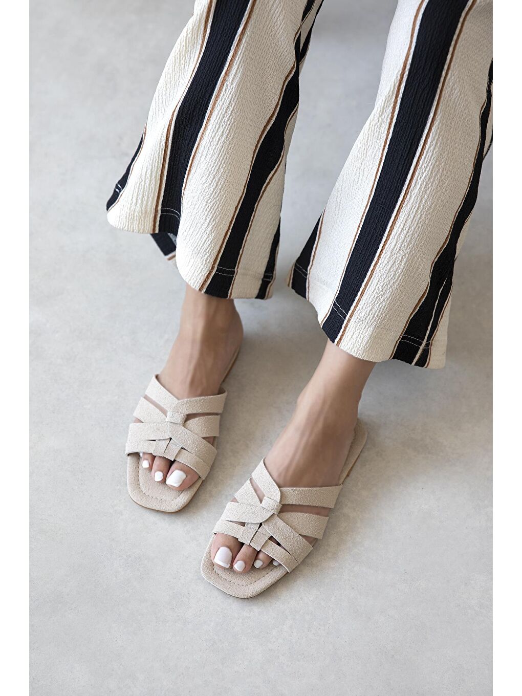 Luz Kadın Günlük Süet Terlik Bej