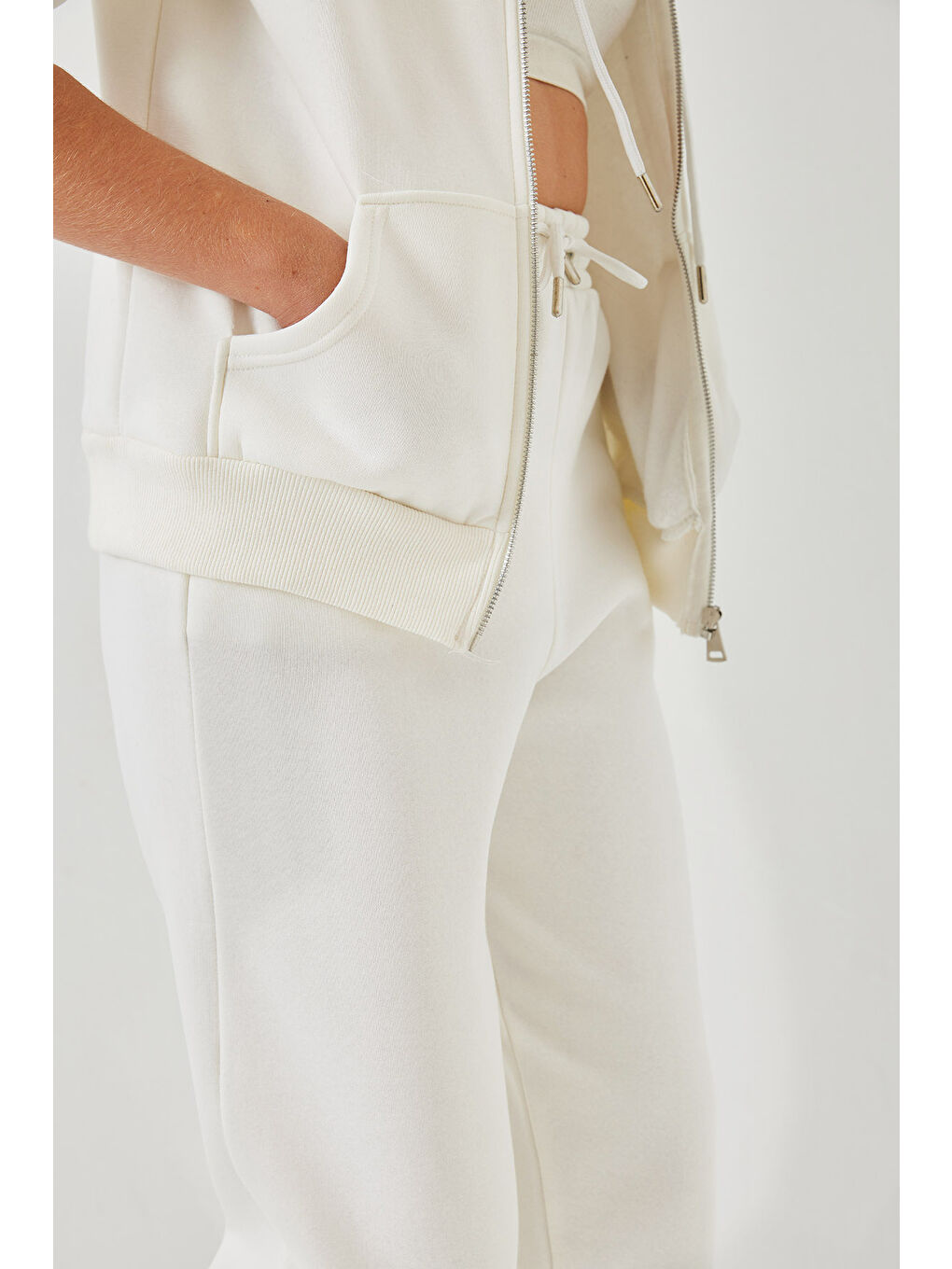 Beyaz Kadın Kanguru Cepli Kapüşonlu Hırka Alt  Üst Takım MBHS-1