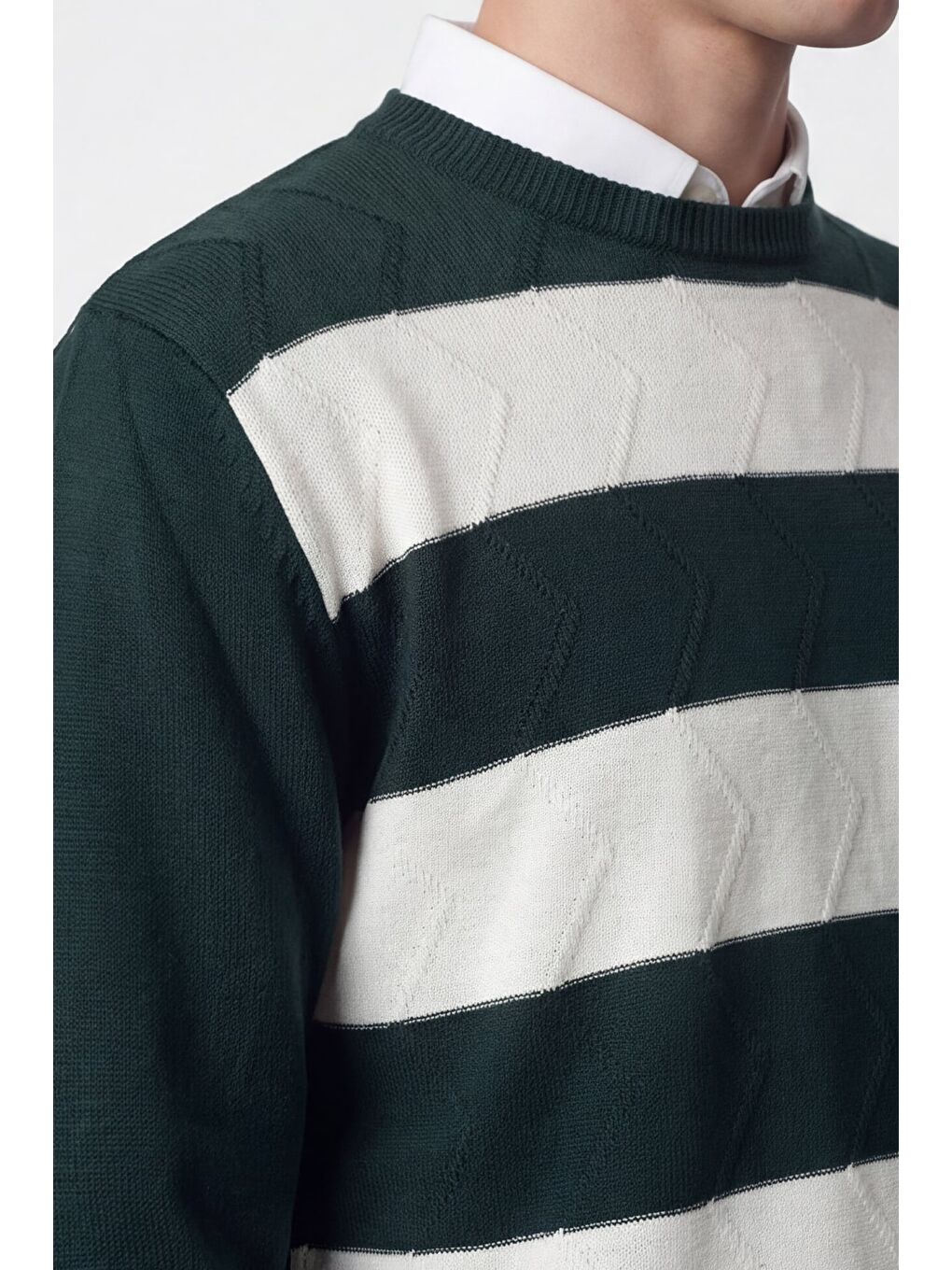 Erkek Yeşil Normal Kesim Regular Fit Yünlü Bisiklet Yaka Minimal Triko Kazak-2