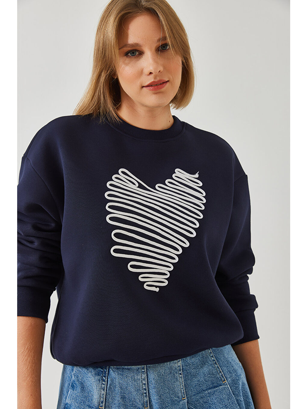 Lacivert Kadın Kalp Nakışlı Sweatshirt-6