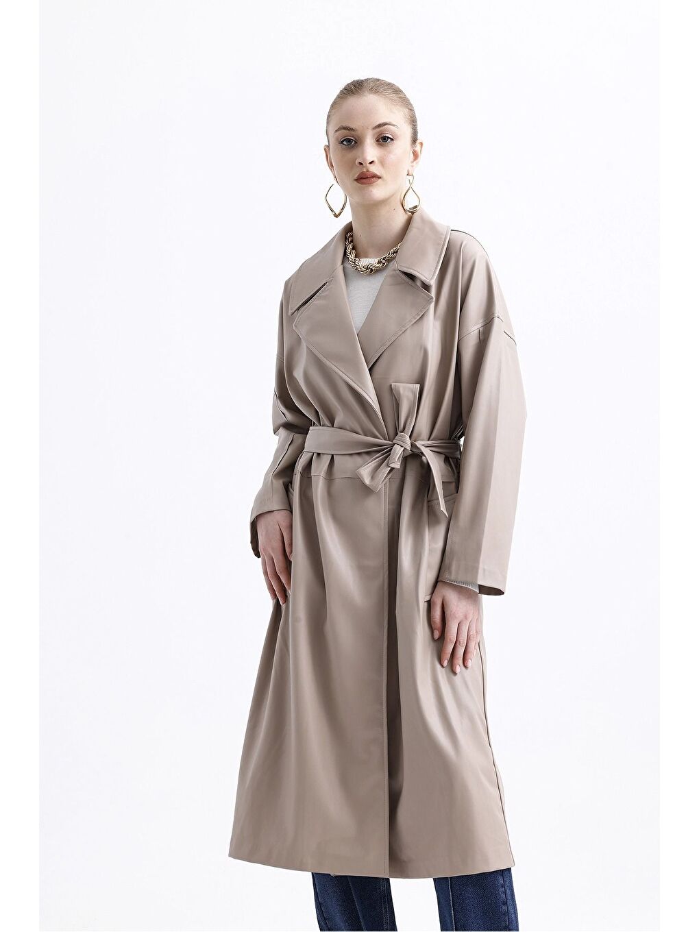 Deri Detaylı Bej Trençkot