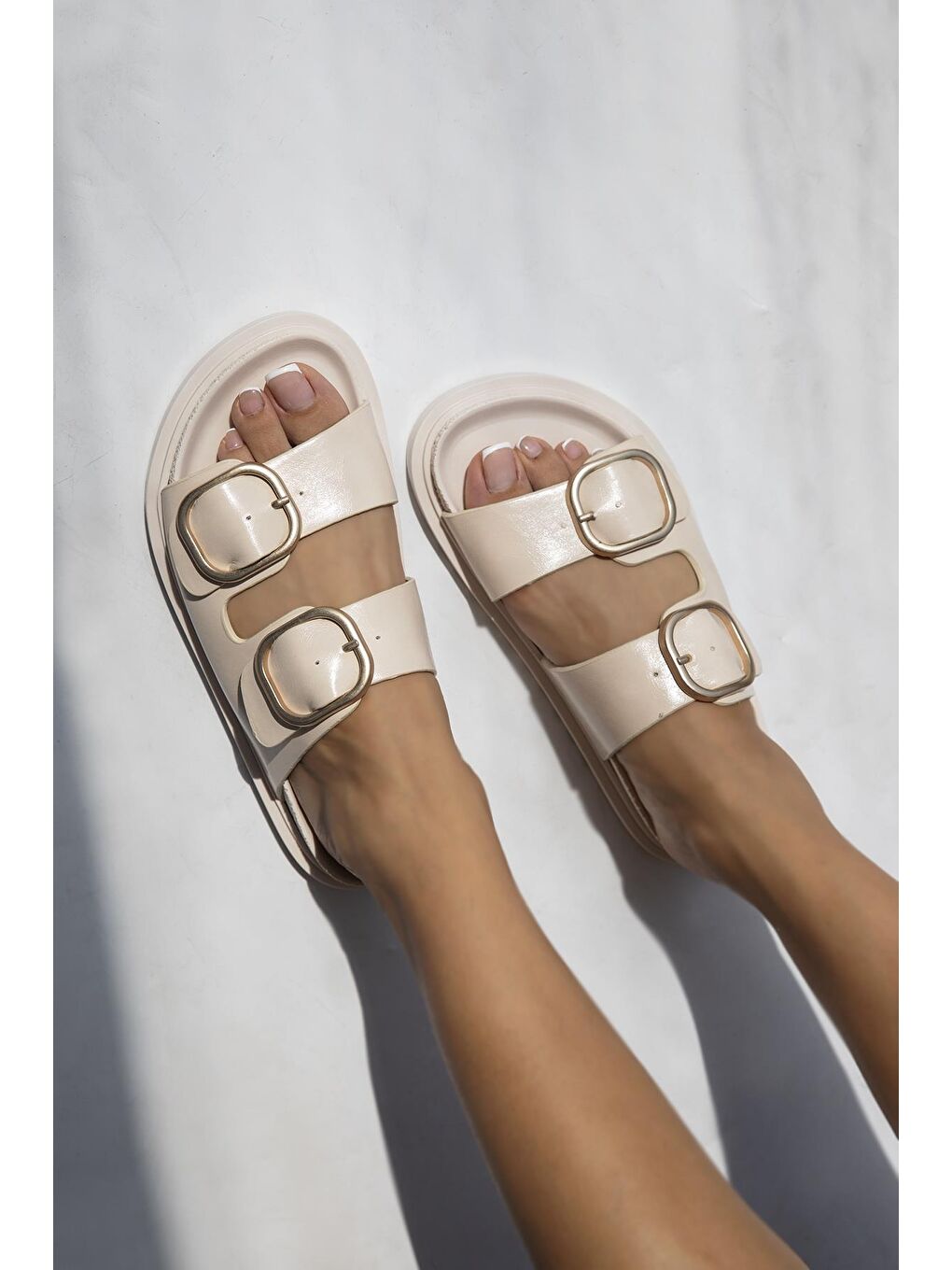 Mecy Kadın  Toka  Detay Deri  Günlük  Konfor Terlik Bej-1