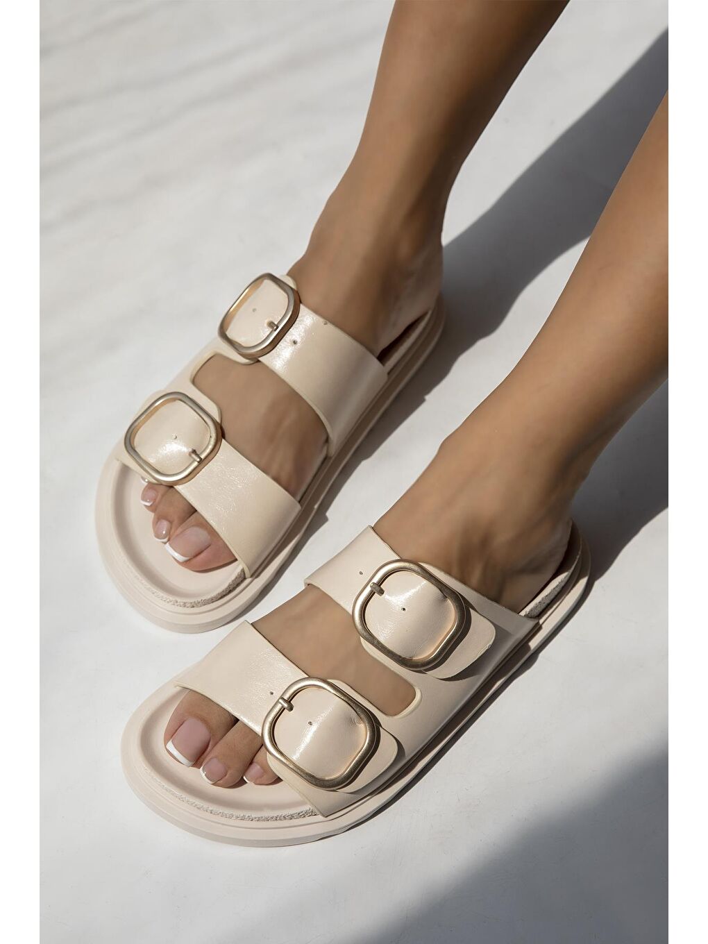 Mecy Kadın  Toka  Detay Deri  Günlük  Konfor Terlik Bej-2