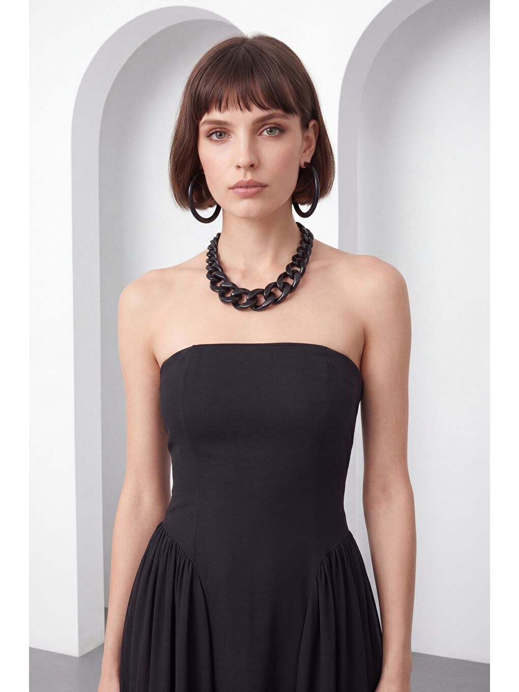 Kadın Siyah Straplez Yaka Midi Davet Elbisesi-3