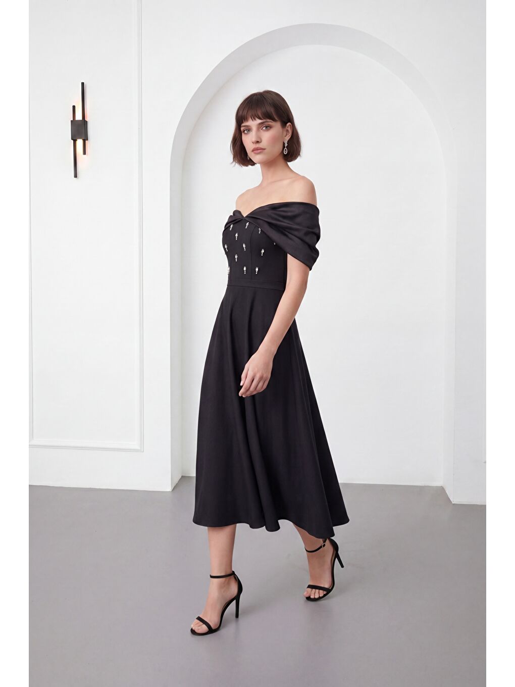 Kadın Siyah Kayık Yaka Taş Detay Kloş Söz Nişan Nikah Abiye Elbise-1