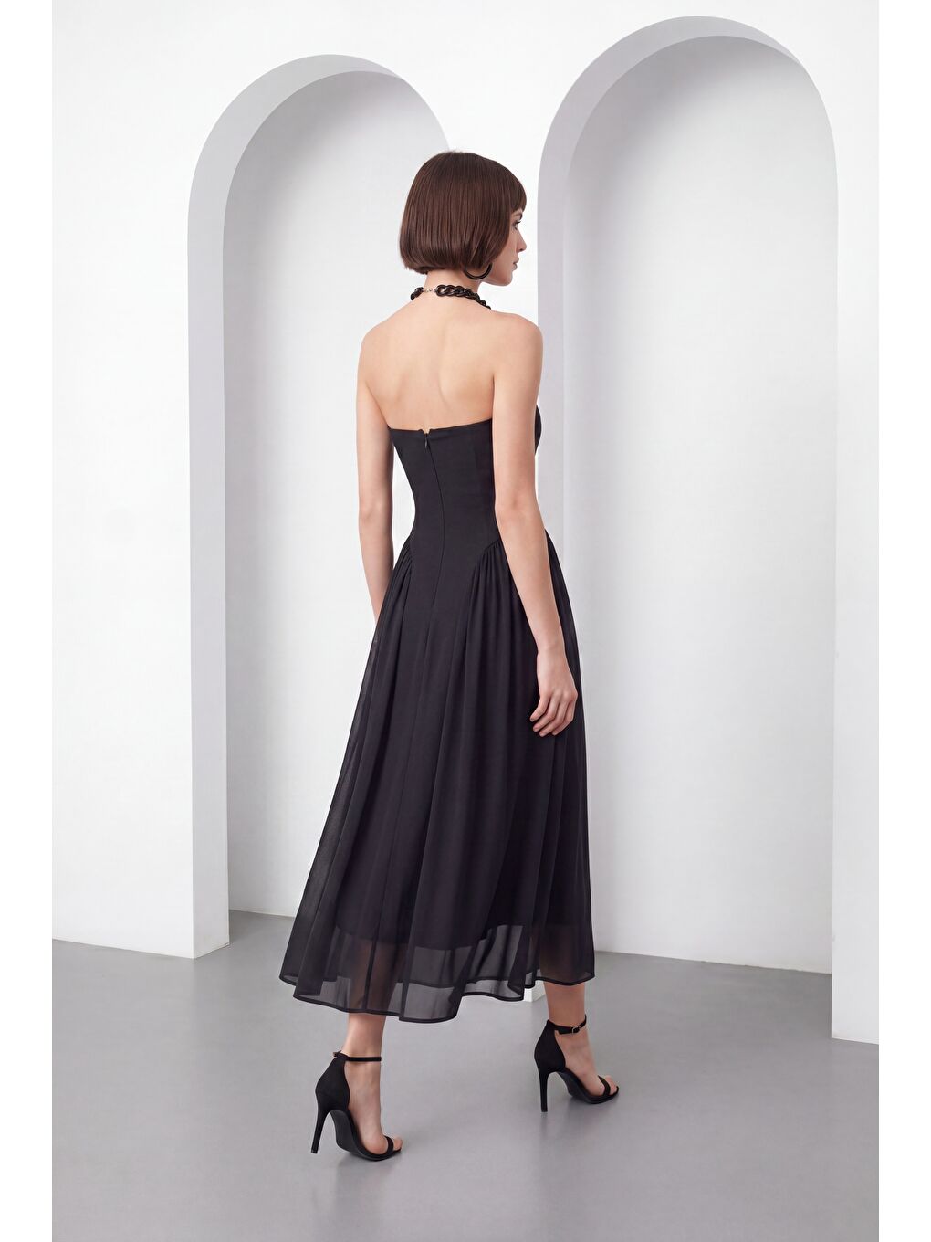 Kadın Siyah Straplez Yaka Midi Davet Elbisesi-5