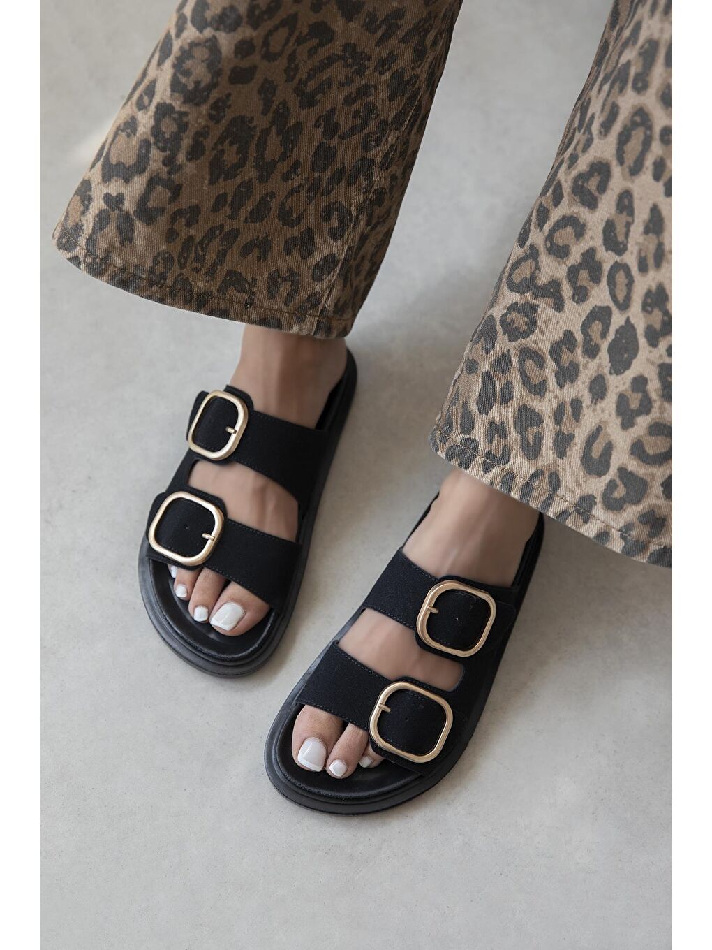 Mecy Kadın  Toka  Detay Süet  Günlük  Konfor Terlik Siyah