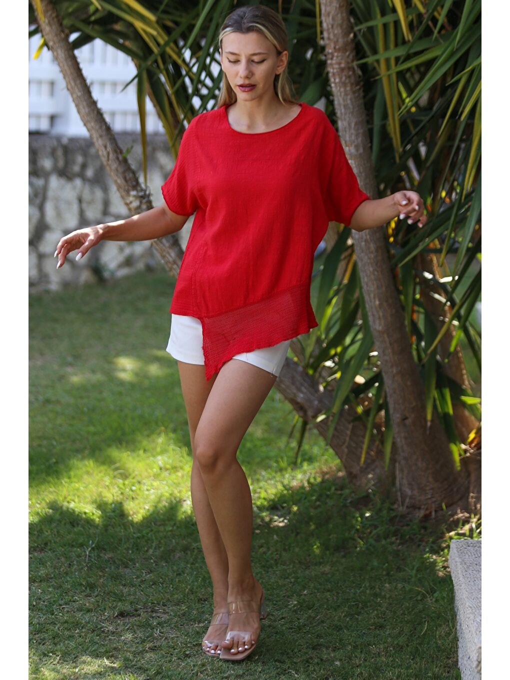 Kırmızı Yuvarlak Yaka Yarasa Kol Etek Ucu File Detaylı Dokuma Asimetrik Casual Bluz-5