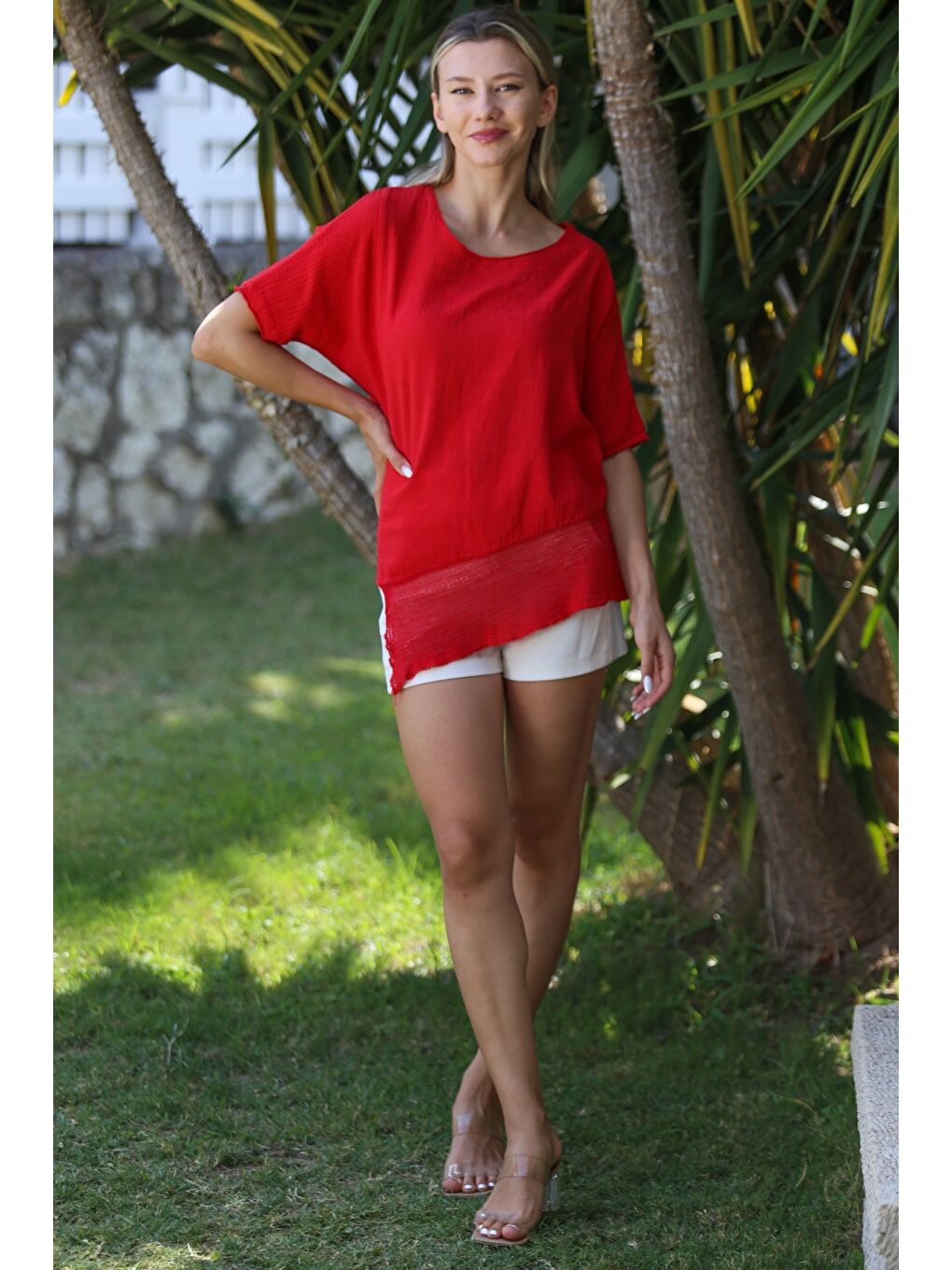 Kırmızı Yuvarlak Yaka Yarasa Kol Etek Ucu File Detaylı Dokuma Asimetrik Casual Bluz-6