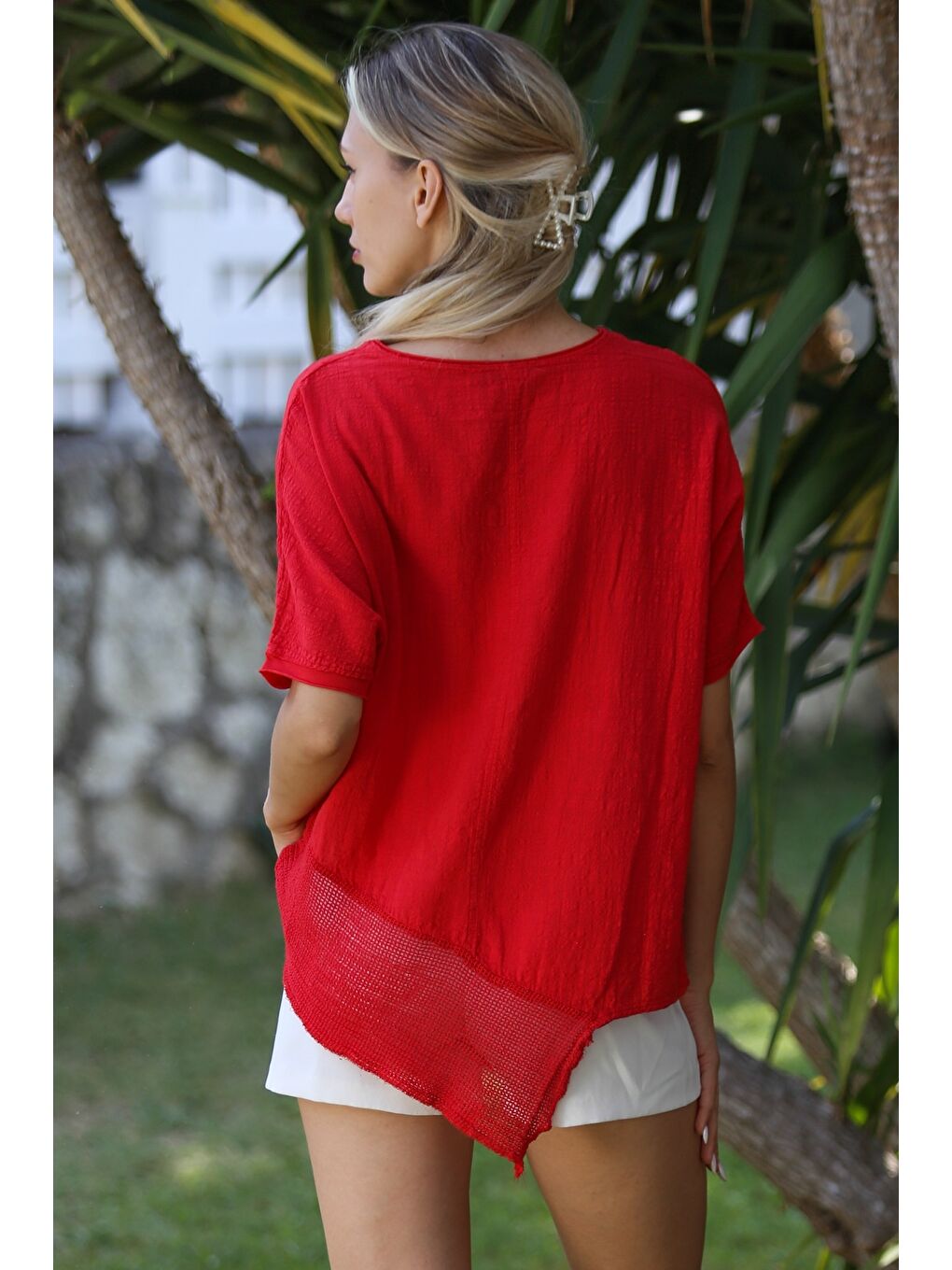Kırmızı Yuvarlak Yaka Yarasa Kol Etek Ucu File Detaylı Dokuma Asimetrik Casual Bluz-7