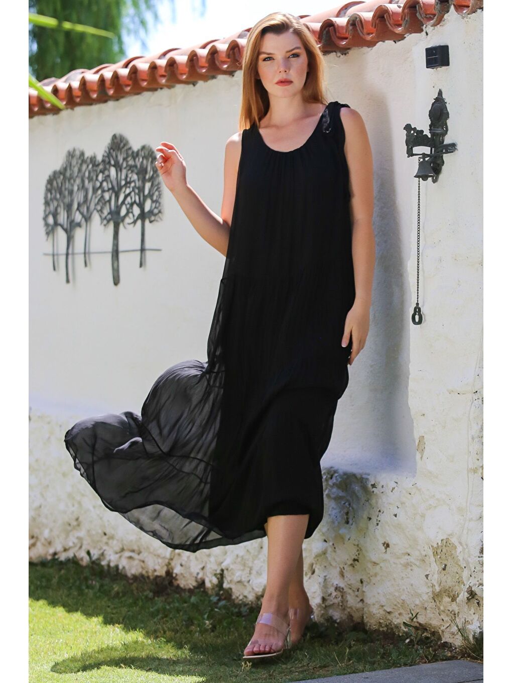 İtalyan Siyah Havuz Yaka Kolsuz Bağlamalı Astarlı Casual İpek Dokuma Elbise 130 65-2