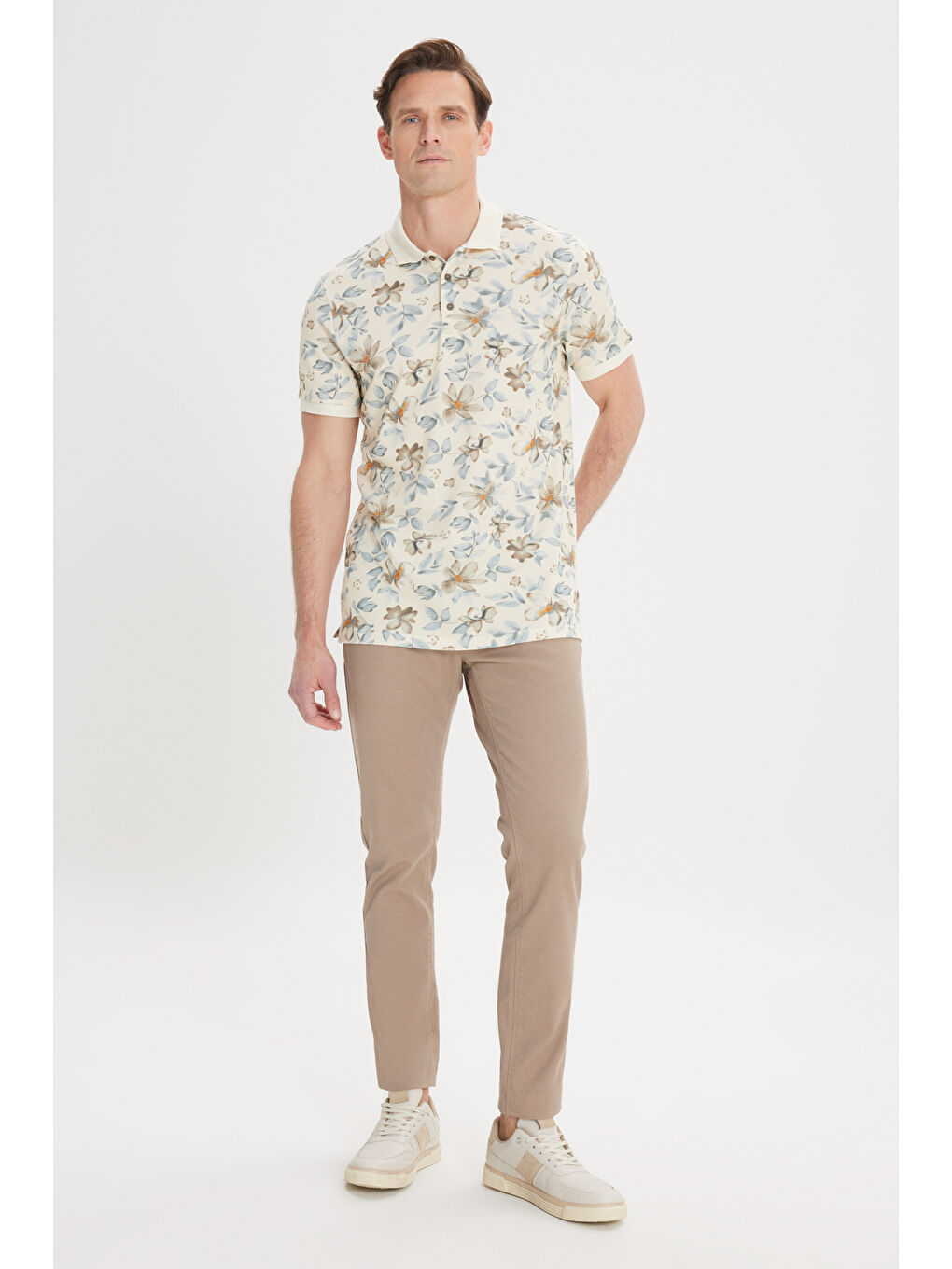 Erkek Bej-Vizon Slim Fit Dar Kesim %100 Pamuk Baskılı Polo Yaka Tişört-1