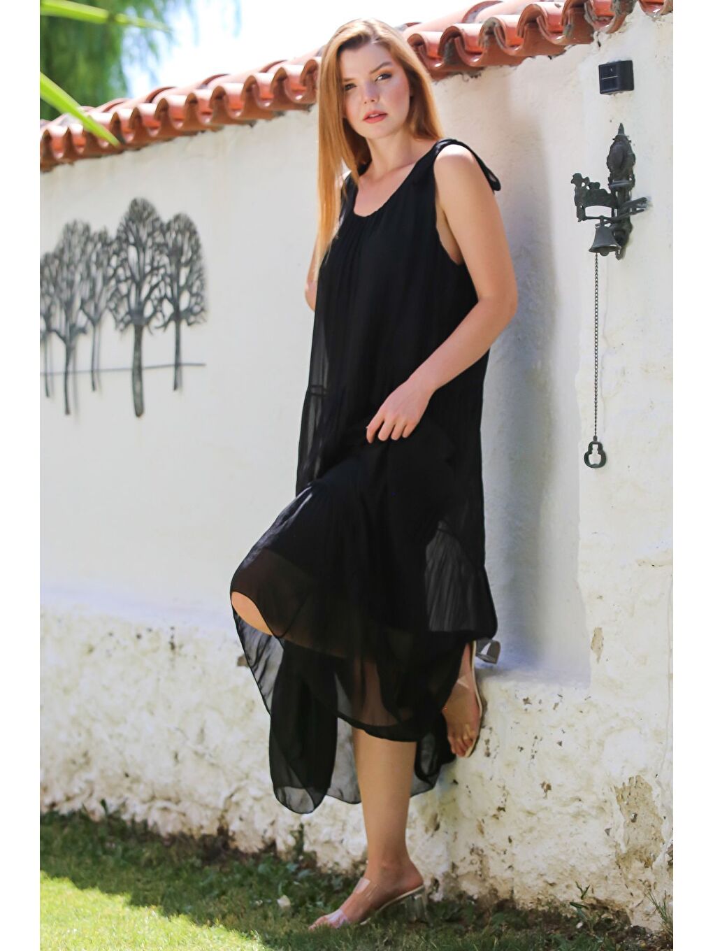 İtalyan Siyah Havuz Yaka Kolsuz Bağlamalı Astarlı Casual İpek Dokuma Elbise 130 65-6