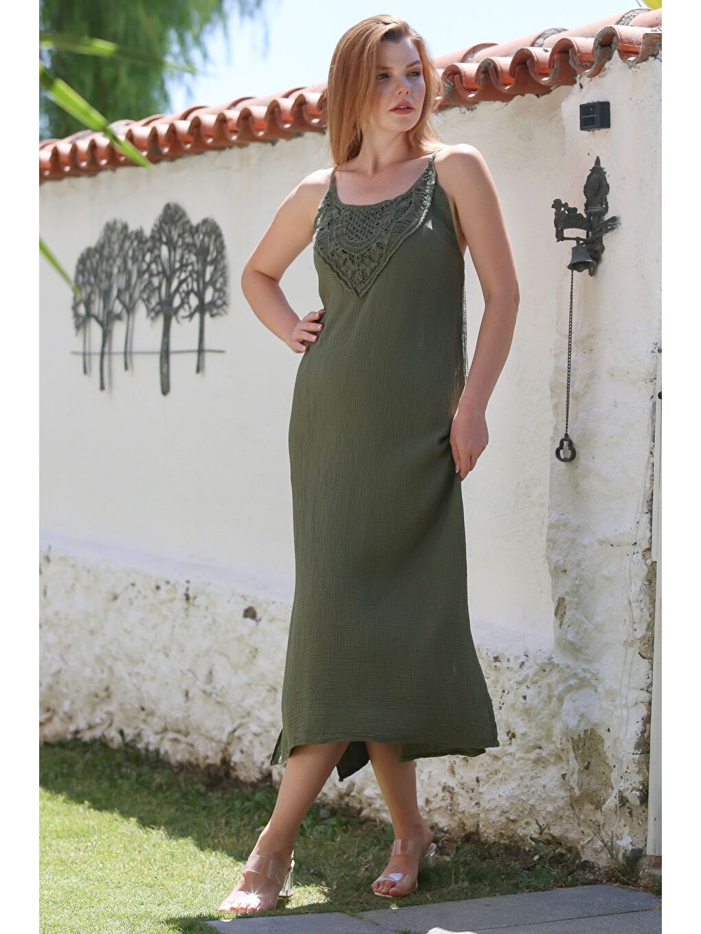 Haki Askılı Yırtmaçlı Dantelli Casual Müslin Uzun Dokuma Elbise 128 55-7
