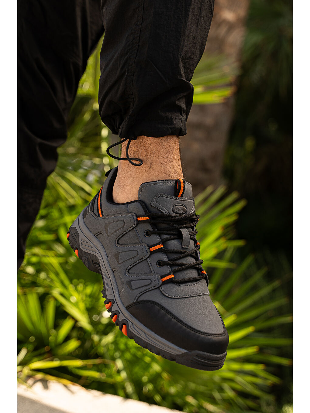 Gri D0538 Kısa Su Geçirmez Erkek Outdoor Trekking Ayakkabı-3