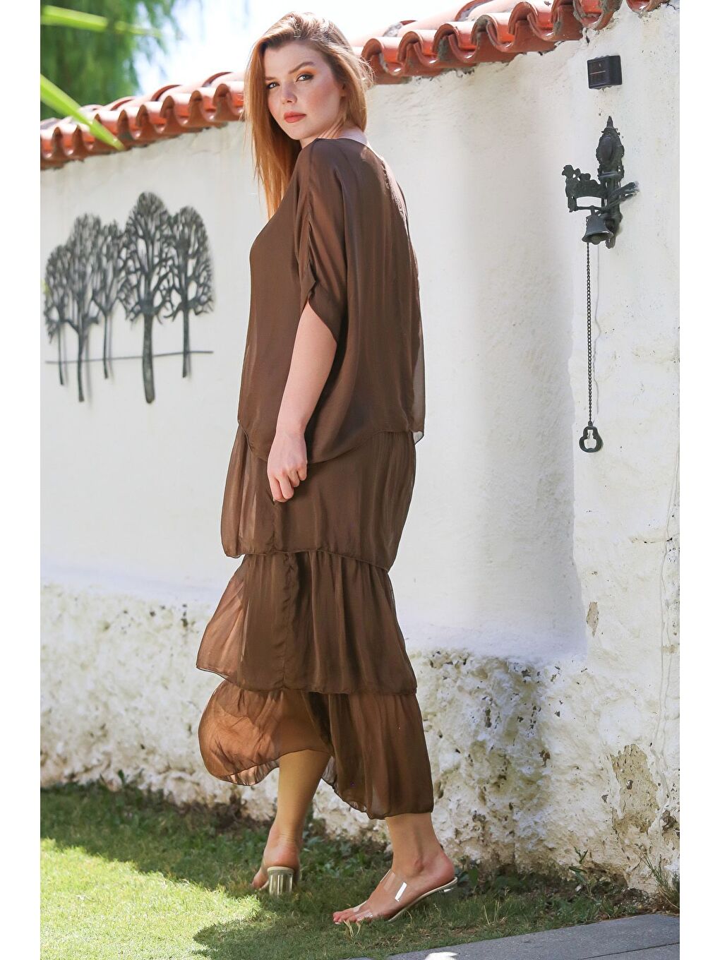 İtalyan Kahverengi Havuz Yaka 3/4 Kol Astarlı Katlı Casual İpek Dokuma Elbise 130 60-7