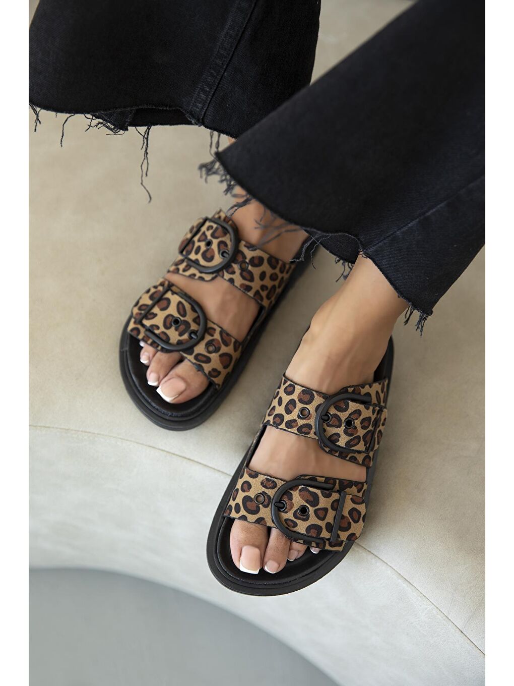 Kahverengi Melba  Kadın  Toka  Detay  Günlük Konfor Kumaş Terlik Leopar-1