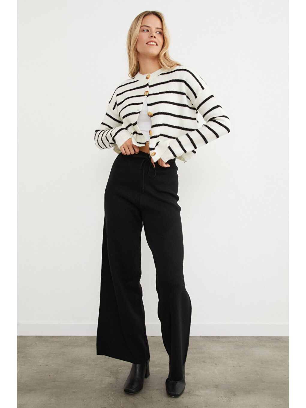 Siyah Beli Lastikli Palazzo Triko Pantolon