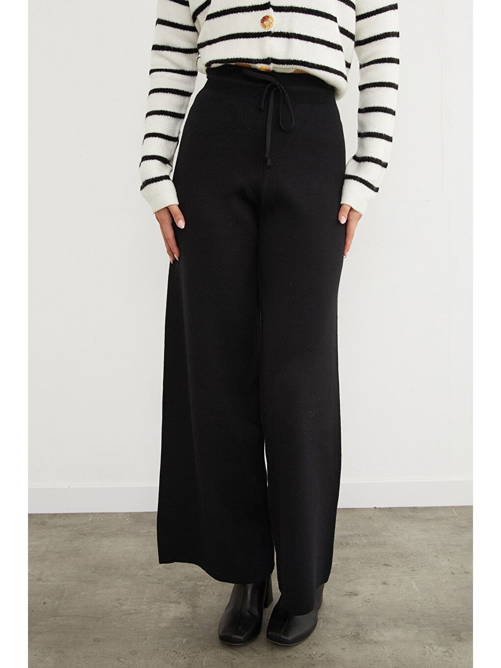 Siyah Beli Lastikli Palazzo Triko Pantolon-1