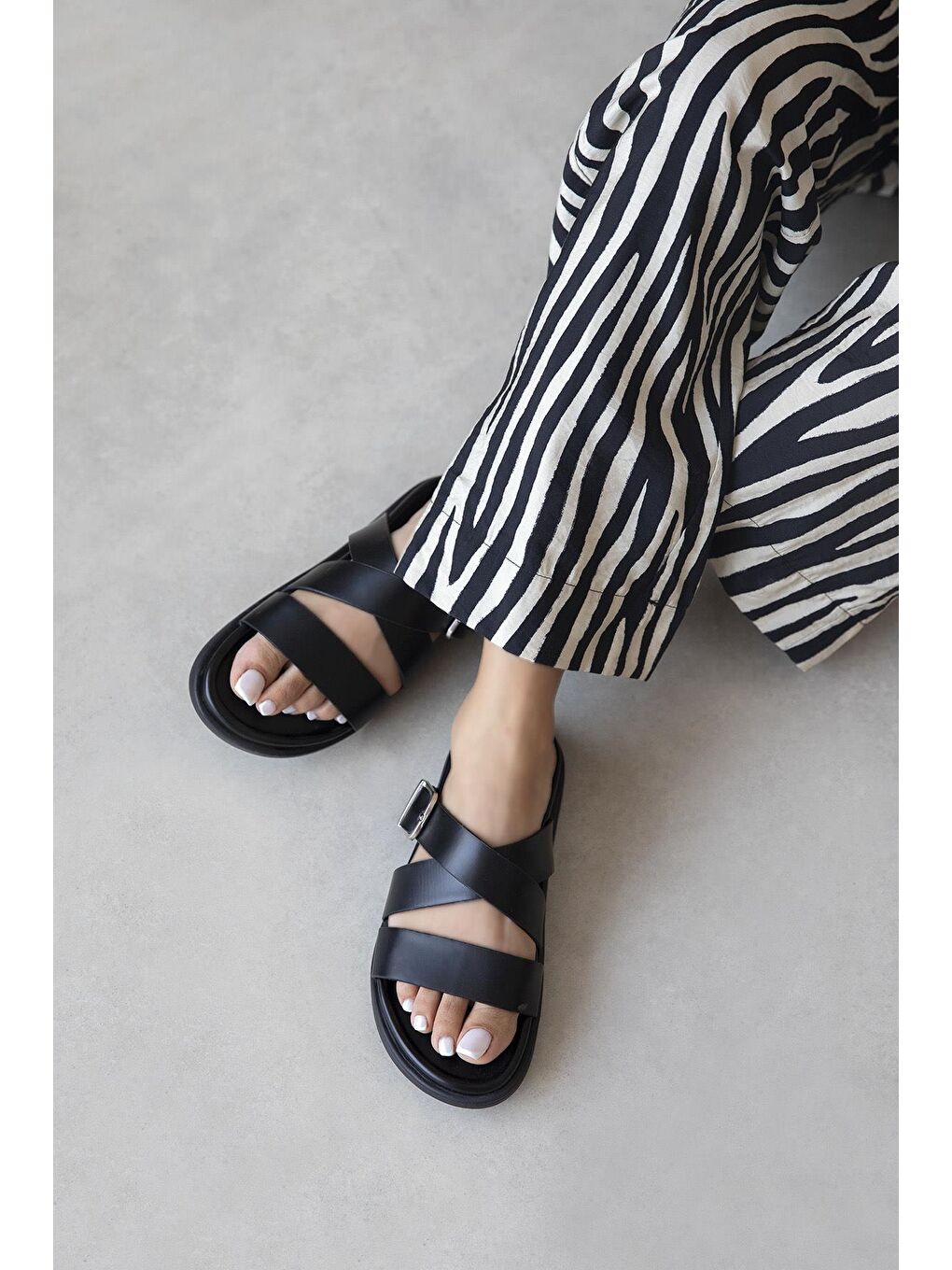 Norkys Kadın Toka Detay Günlük Konfor Terlik Siyah