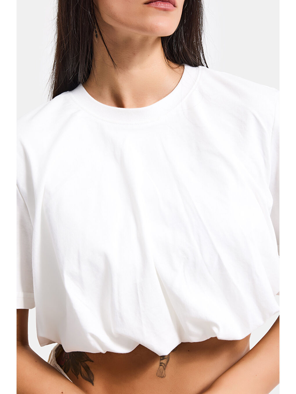 Kadın Kırık Beyaz s6-101 Crop Balon Fit T-Shirt-5