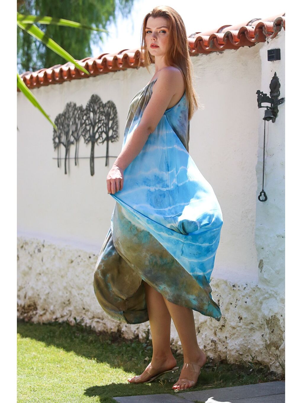 İtalyan Mavi-Bej Batik Ayarlanabilir Askılı Casual Viskon Dokuma Elbise 130 64-7