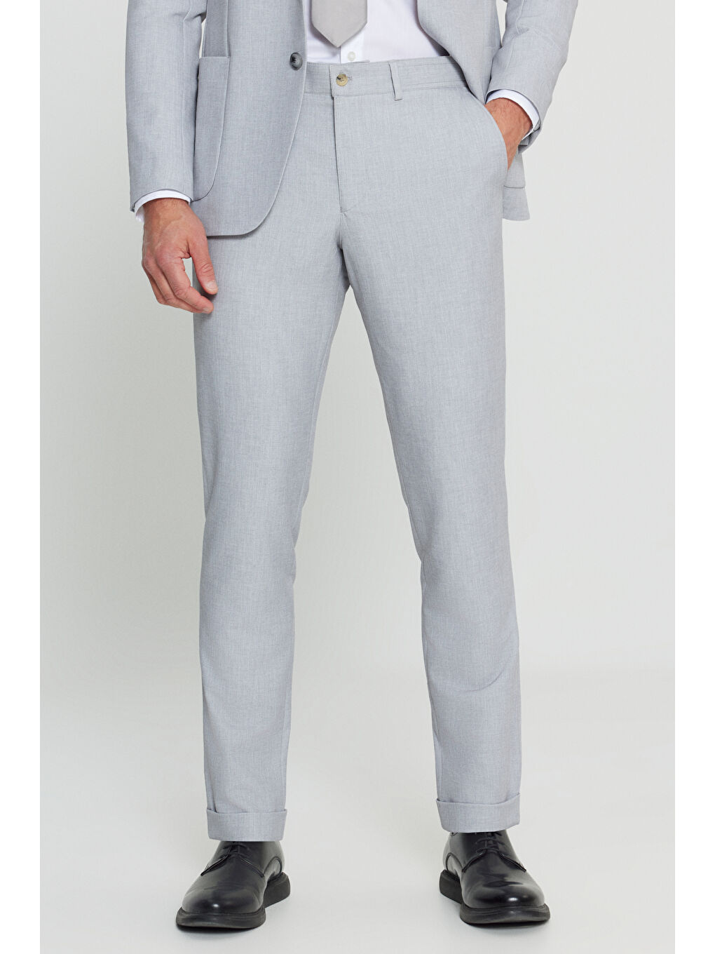 Erkek Gri Taşıma Torbalı Slim Fit Dar Kesim Kırlangıç Yaka Beli Bağlamalı Takım Elbise-5