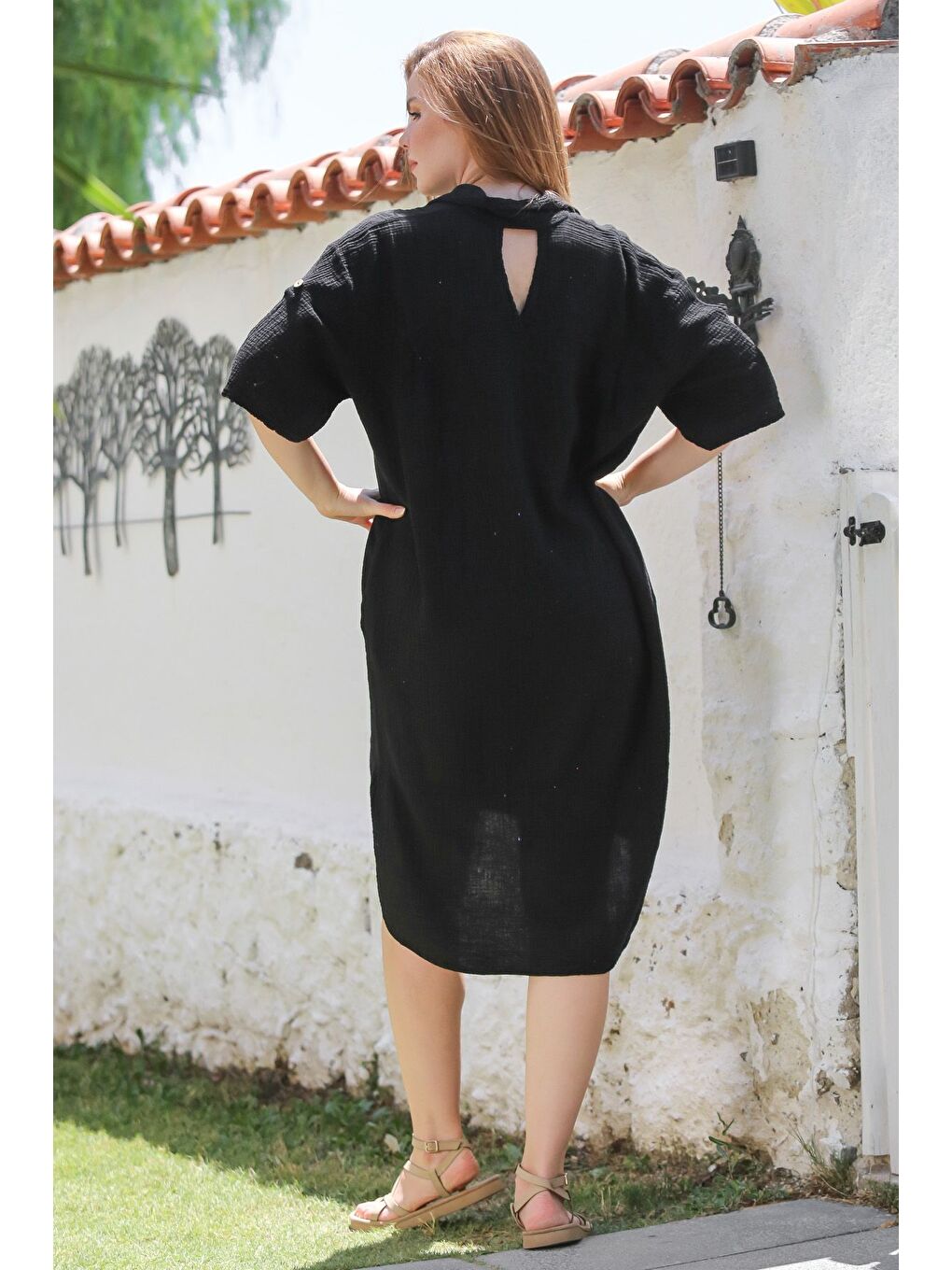 Siyah Gömlek Yaka 3/4 Kol Cepli Yıkamalı Casual Müslin Arkası Uzun Dokuma Elbise 102 70-1