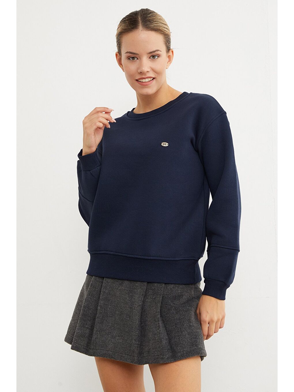 Lacivert 3 İplik Metal Aksesuar Detaylı Sweatshirt-2