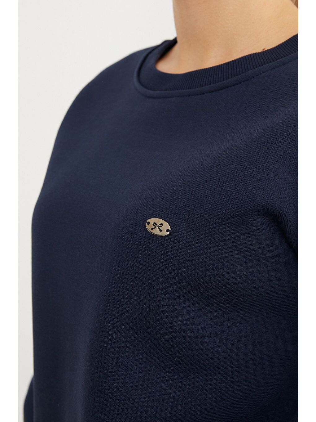 Lacivert 3 İplik Metal Aksesuar Detaylı Sweatshirt-4