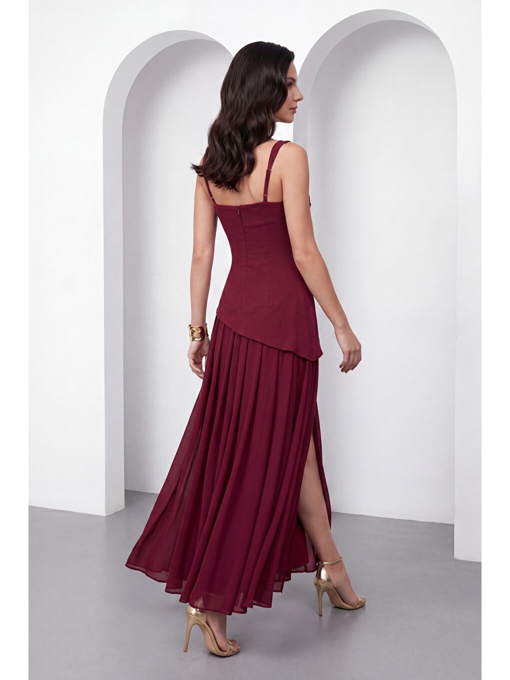 Kadın Bordo Kare Yaka Yırtmaçlı  Uzun Davet Elbisesi-4