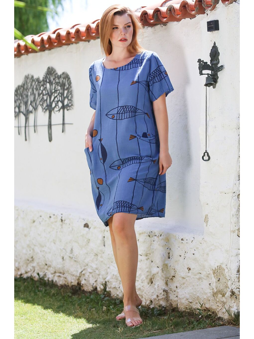 İtalyan İndigo Havuz Yaka Kısa Kol Balık Desenli Casual Keten Görünümlü Dokuma Elbise 100 60-6