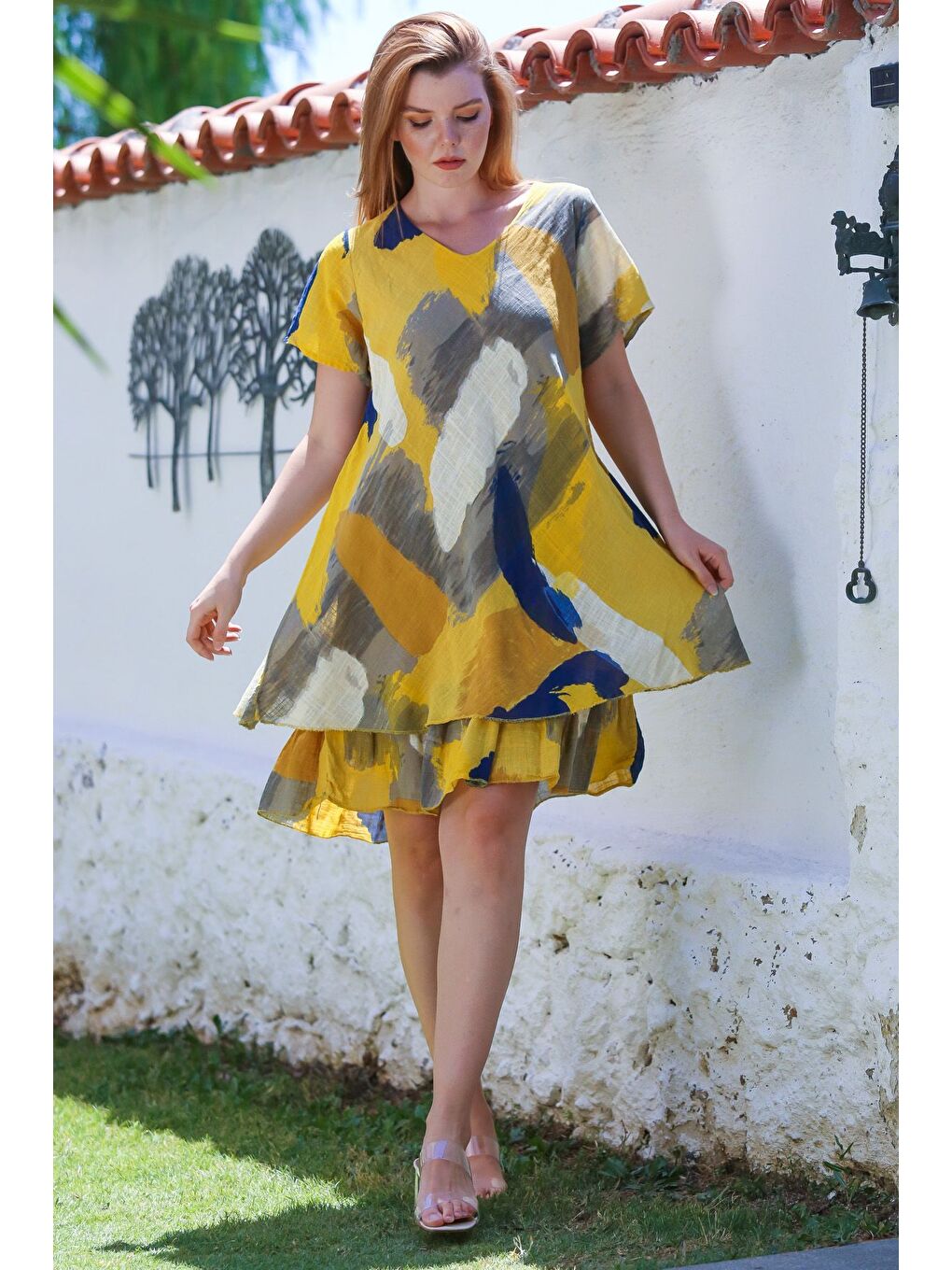 İtalyan Sarı V Yaka Kısa Kol Desenli Astarlı Casual Keten Görünümlü Dokuma Elbise 96 64