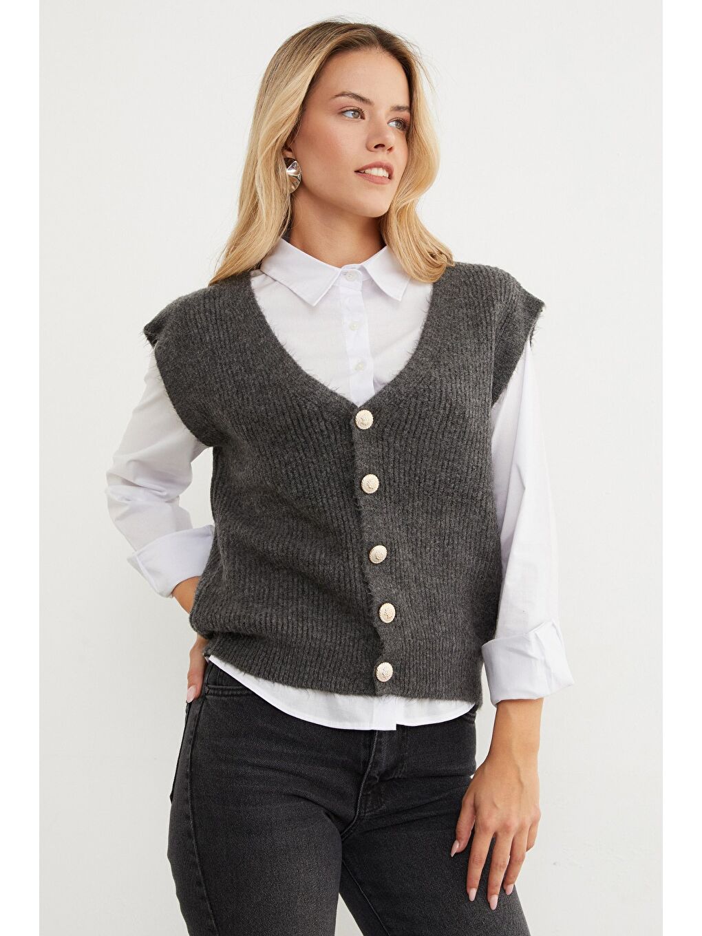 Antrasit Sakallı Düğmeli V Yaka Oversize Yelek-2