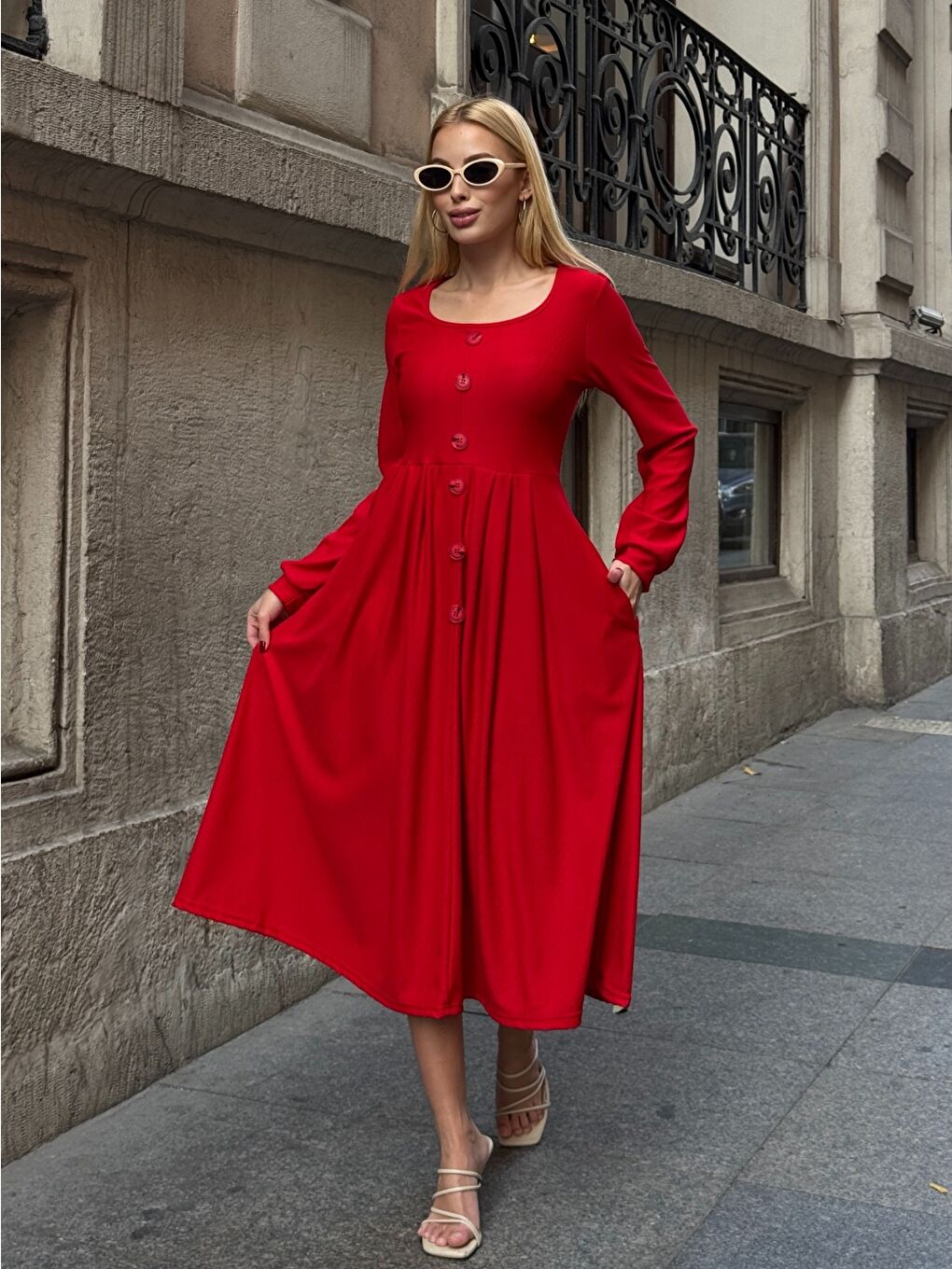 Ottoman Kumaş Düğme Detay Elbise Kırmızı-3