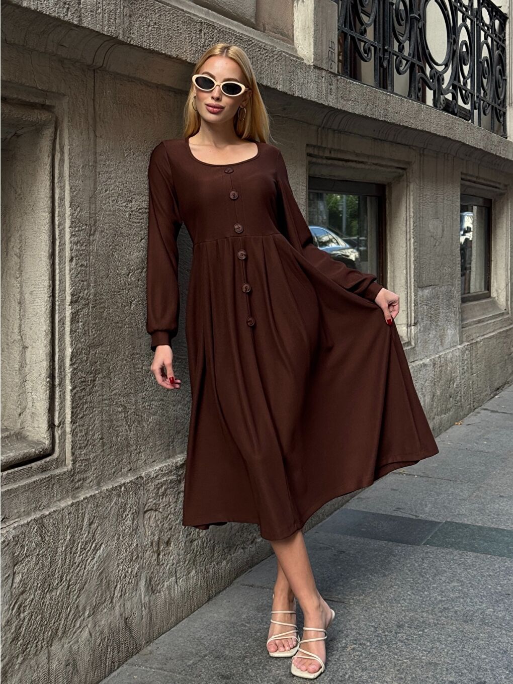 Kahverengi Ottoman Kumaş Düğme Detay Elbise Kahve-1