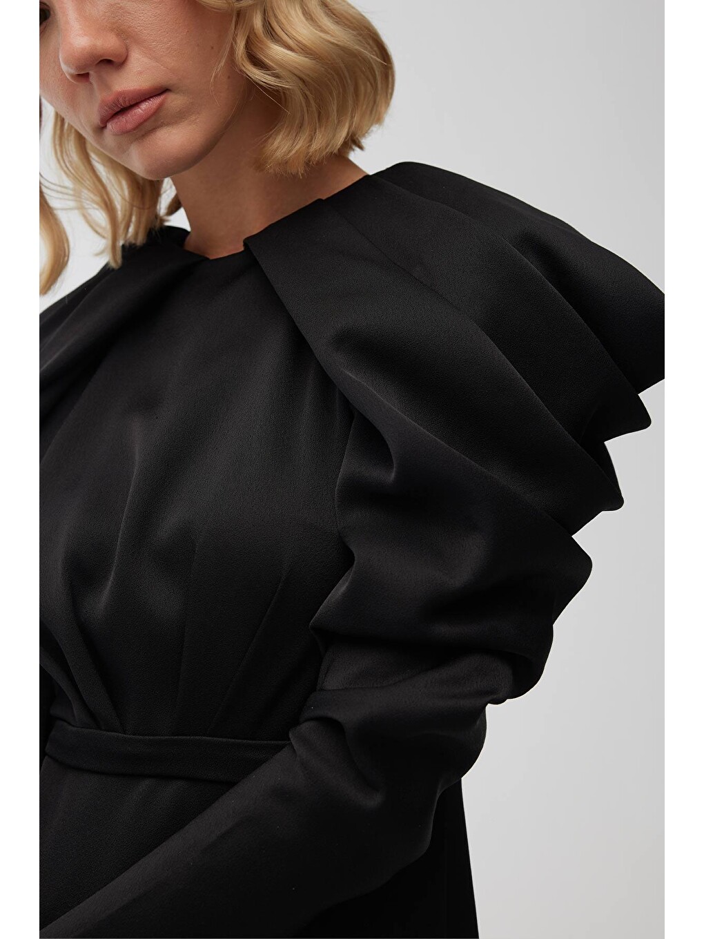 Omuz Drape Detaylı Abiye Elbise Siyah-4