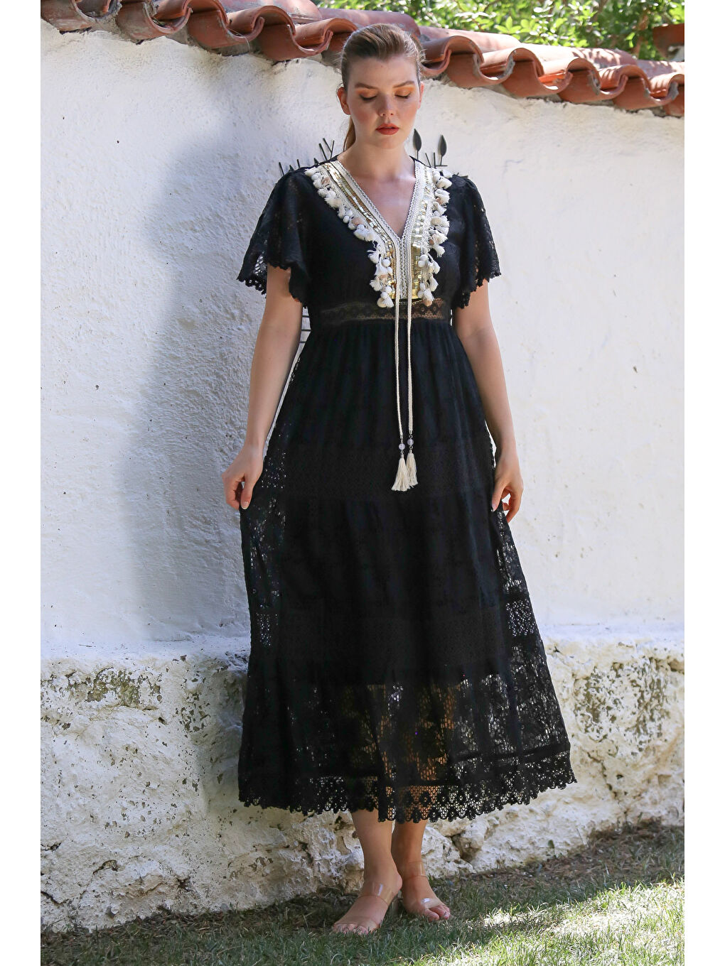 İtalyan Siyah V Yaka Dantelli Kol Astarlı Dantelli Püskül Detaylı Casual Dokuma Elbise 136 55-2