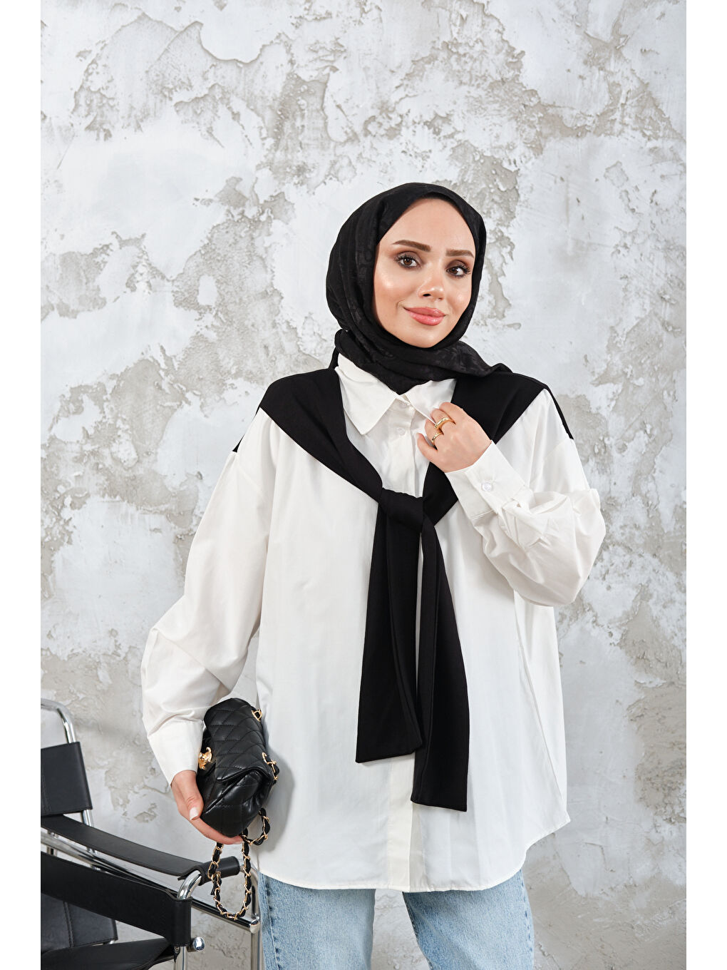 Kadın Yaka Bağlamalı Çift Renk Gömlek Siyah-1