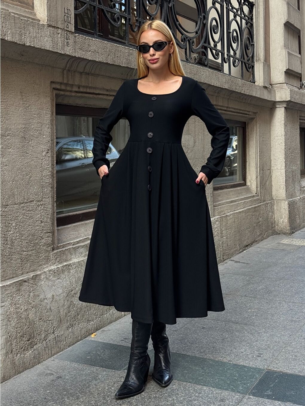 Ottoman Kumaş Düğme Detay Elbise Siyah-1