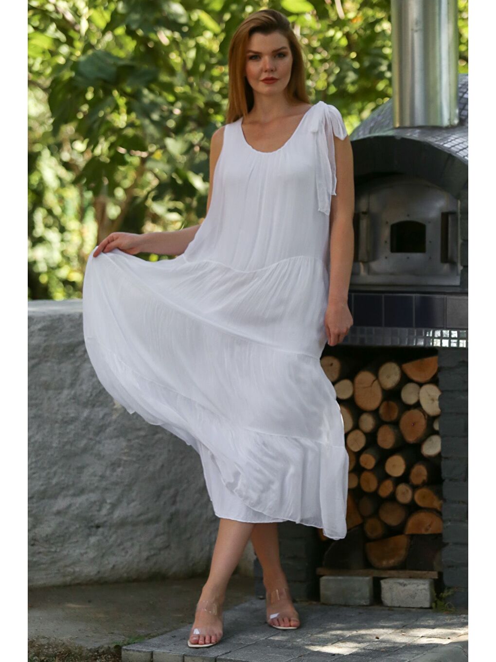 İtalyan Beyaz Havuz Yaka Kolsuz Bağlamalı Astarlı Casual İpek Dokuma Elbise 130 65-3