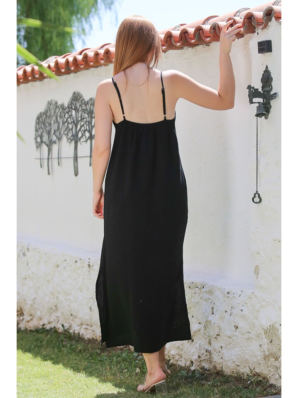 Siyah Askılı Yırtmaçlı Dantelli Casual Müslin Uzun Dokuma Elbise 128 55-1