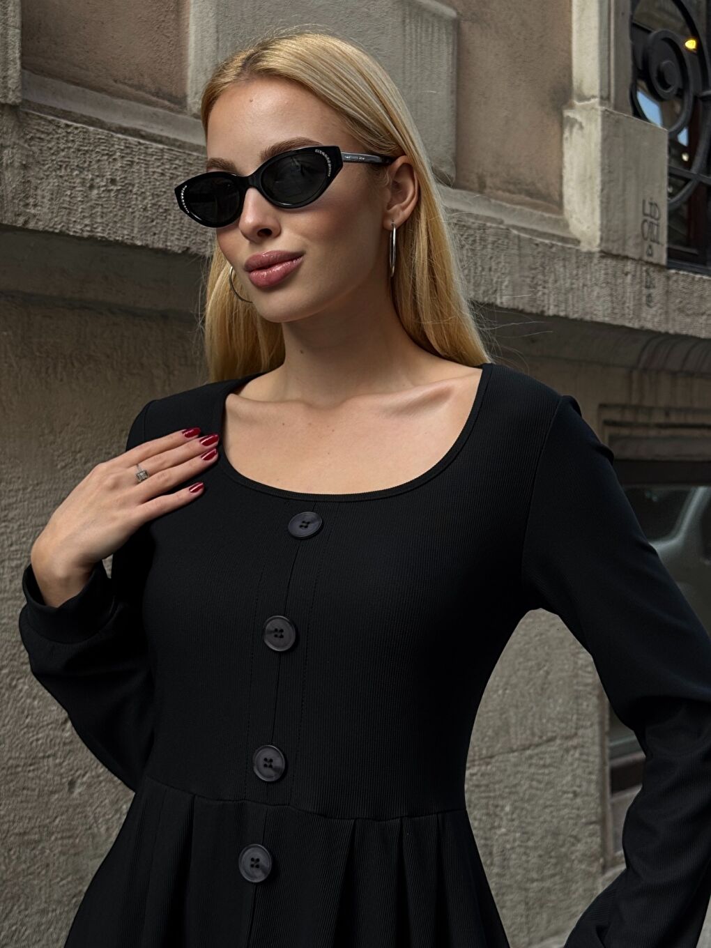 Ottoman Kumaş Düğme Detay Elbise Siyah-4