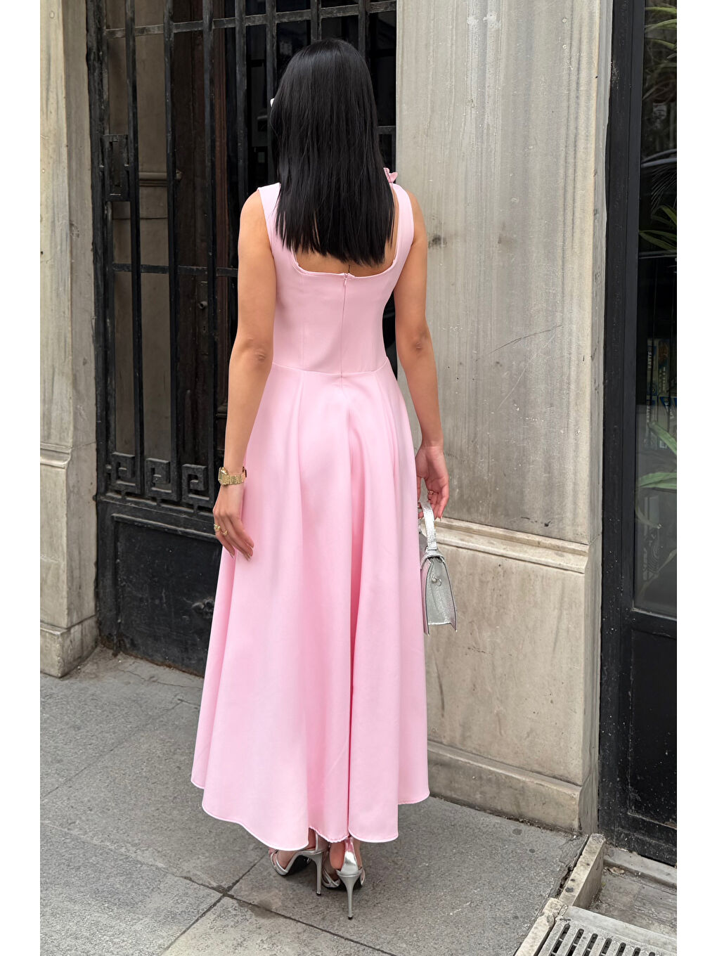 Kadın Pembe Kare Yaka Çiçek Detay Kloş Midi Elbise-4