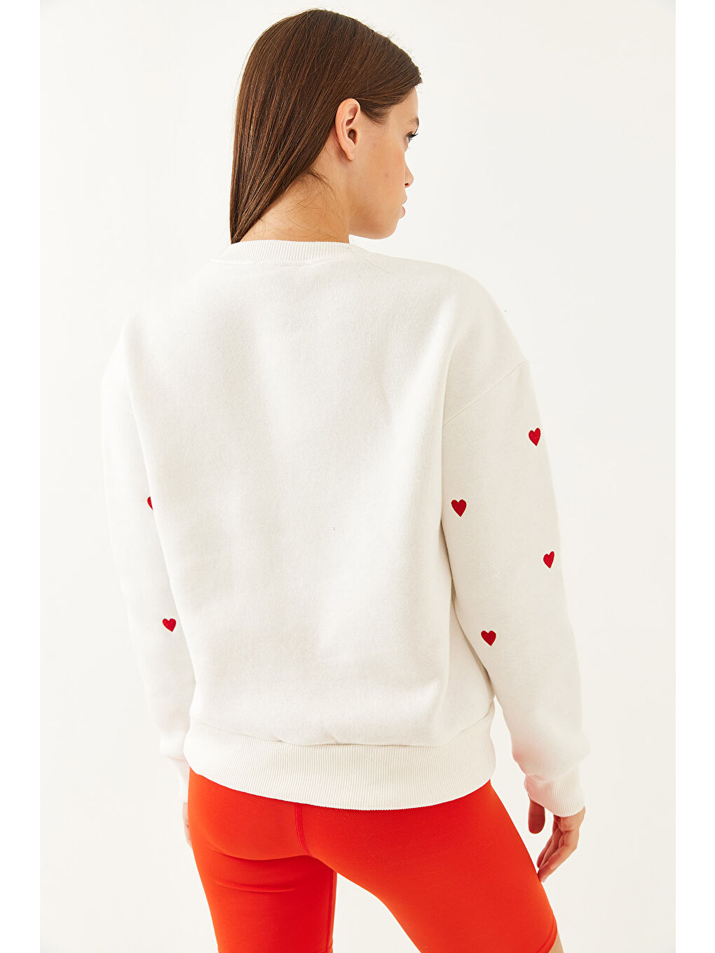 Ekru Kadın Kalp Nakışlı Sweatshirt MBHS-5
