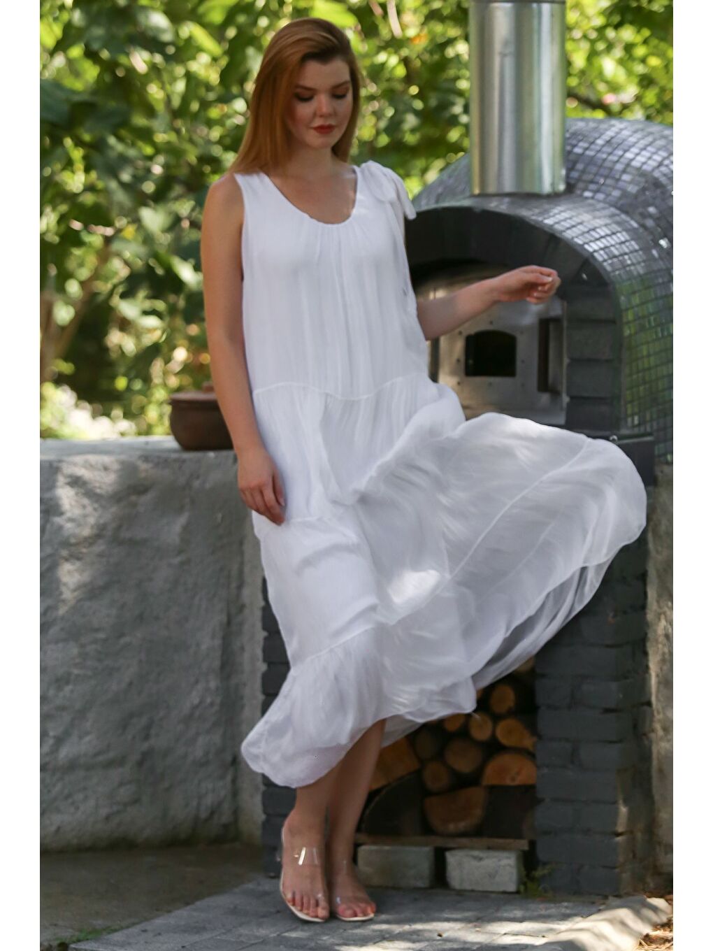 İtalyan Beyaz Havuz Yaka Kolsuz Bağlamalı Astarlı Casual İpek Dokuma Elbise 130 65-7