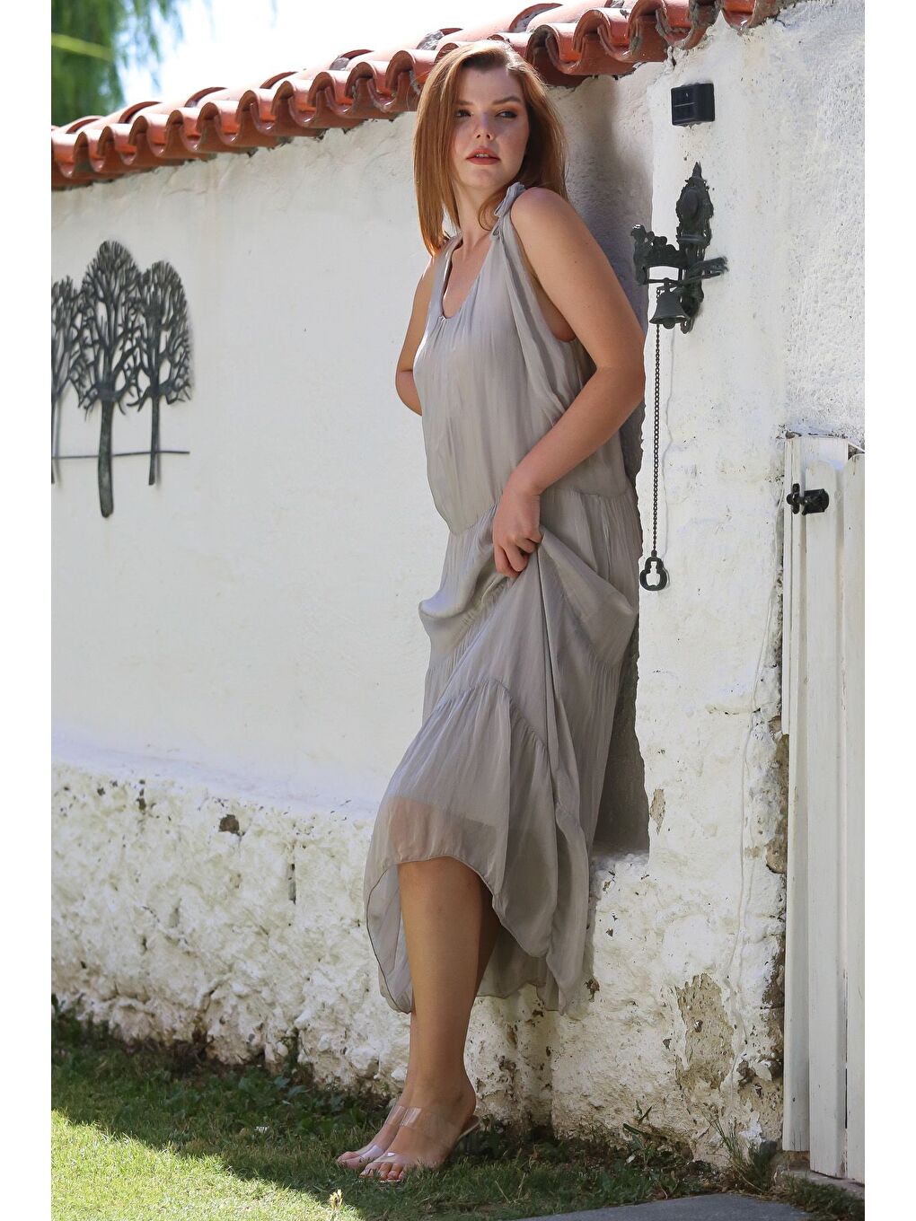 İtalyan Gri Havuz Yaka Kolsuz Bağlamalı Astarlı Casual İpek Dokuma Elbise 130 65-5