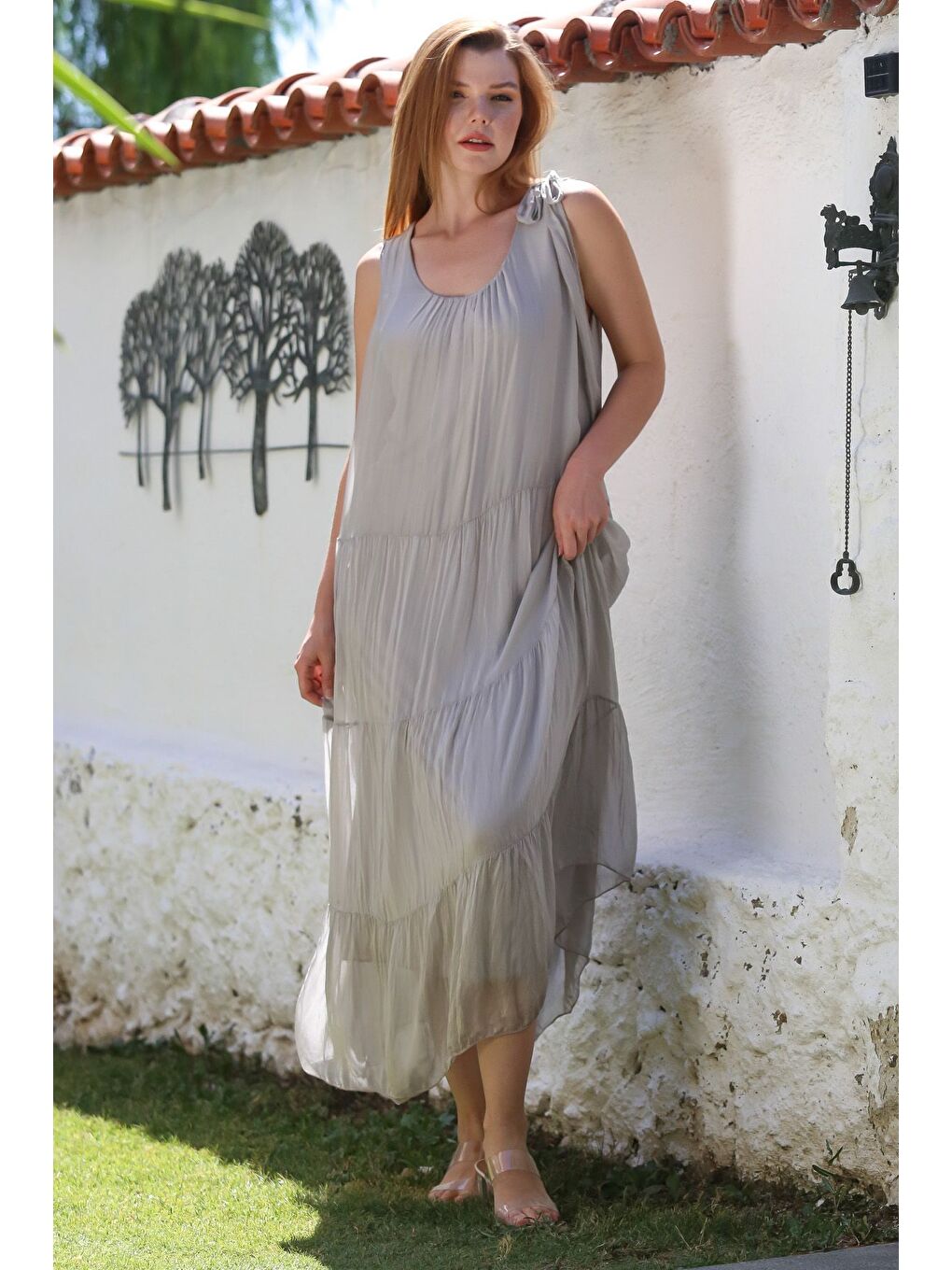 İtalyan Gri Havuz Yaka Kolsuz Bağlamalı Astarlı Casual İpek Dokuma Elbise 130 65-6